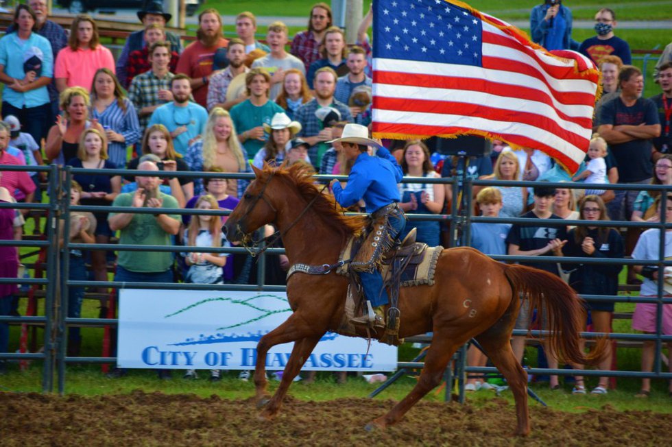 Rodeo-horse-flag-hiawassee.jpg