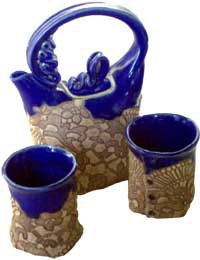 jayne-avery-cobalt-pitchers