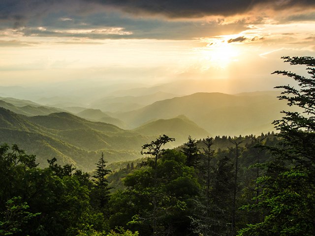 Photo Essay: Magic Mountain Skies - Blue Ridge Country