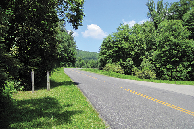 What’s missing from this picture? The signboard  for the turn to the housekeeping cabins, near Milepost 174.1.