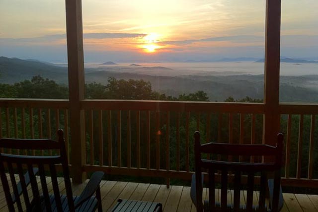 Mountain Top Rentals offers vacation packages that may include in-cabin chef service, in-cabin massages, horseback riding, whitewater rafting, guided fishing excursions or train rides.