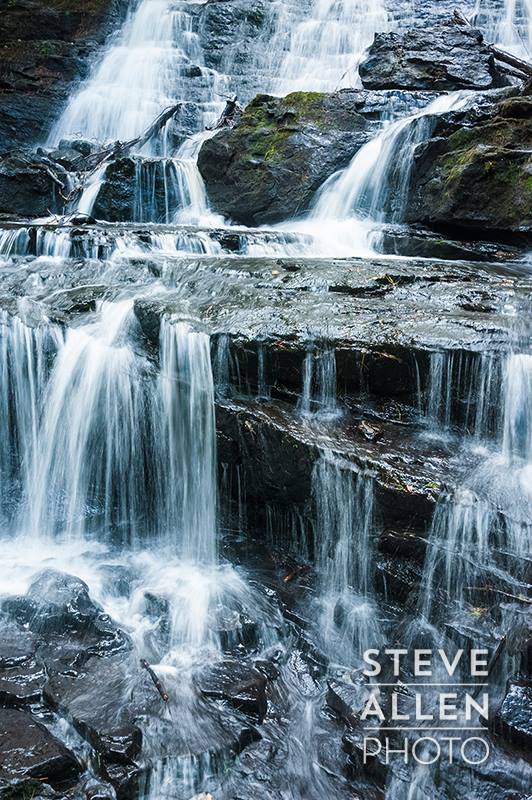may have gotten soaked in a rainstorm to get this photo but it was worth it. The beauty of Vogel State Park in the Blue Ridge Mountains never gets old.
http://www.steveallenphoto.com/Land-Water-Gallery/i-Zj6XvFC
Fine Art Photography for Bringing the Outside Inside.