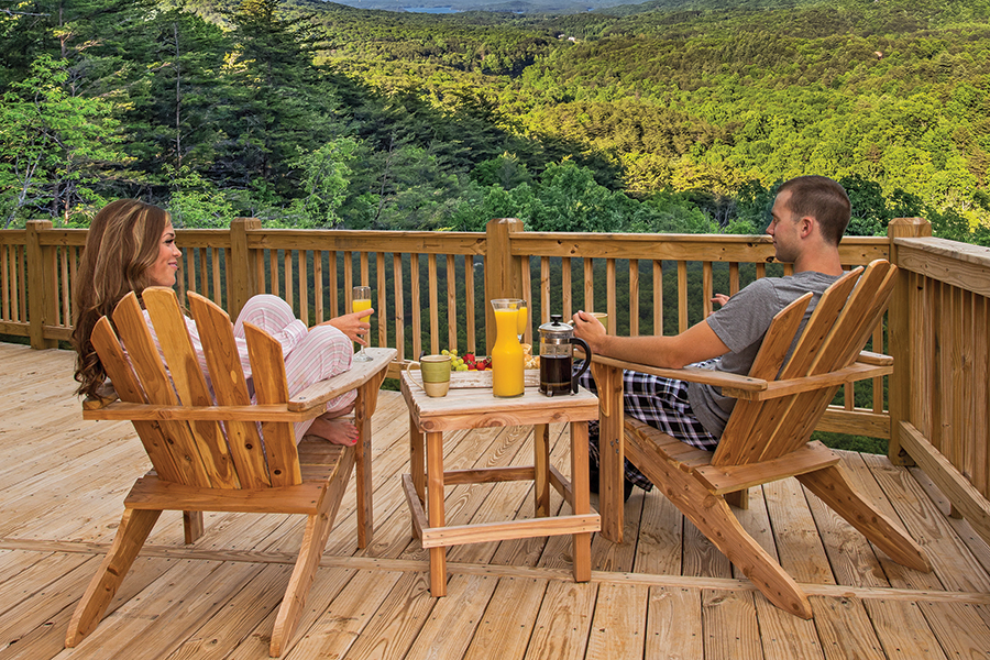 Mountain Top Cabin Rentals in Blue Ridge, Georgia, offers luxurious stays with great views in wooded settings.