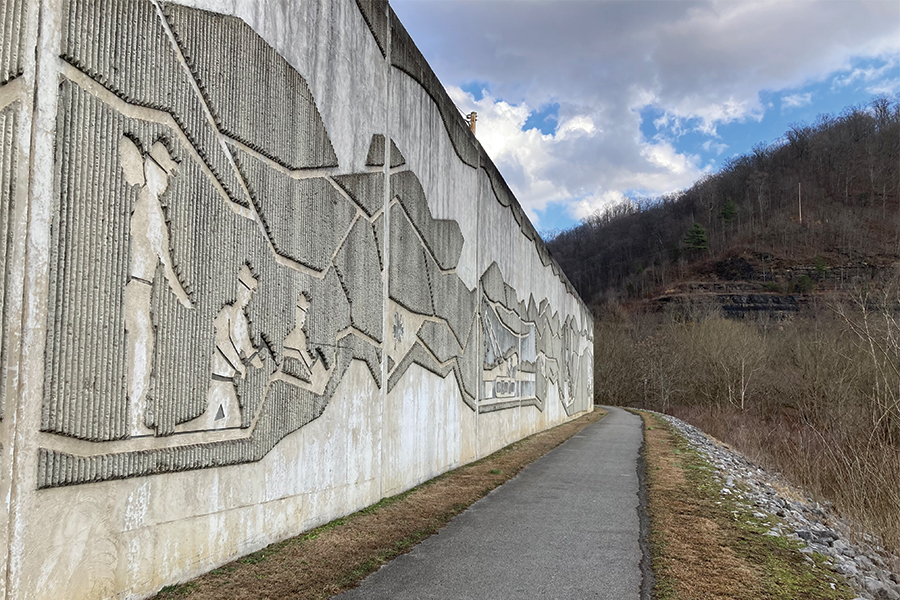 Etchings along the Matewan Flood Wall Walking Path tell the town’s story.