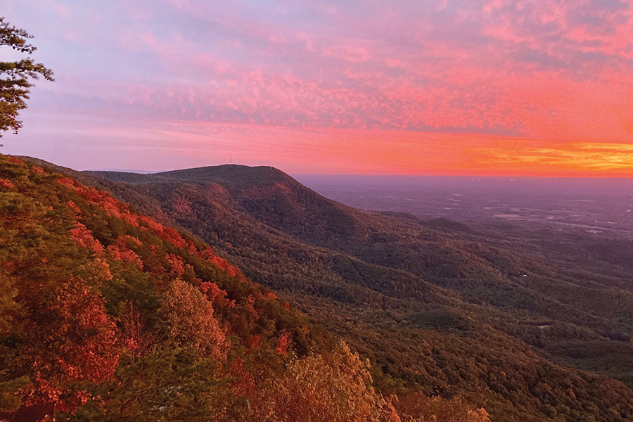 Fort Mountain State Park Georgia, offers a 1.5-mile loop that includes views of the park’s namesake summit.