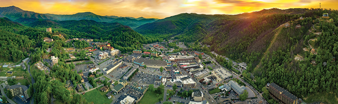 Gatlinburg offers a vast array of shopping, dining, accommodations and activities in a compact space at the foot of the mountains.