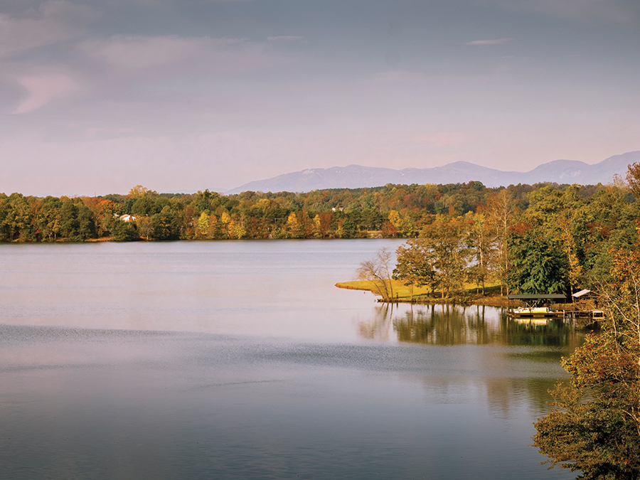 Lake Bowen spans 1,500 acres, providing Spartanburg, South Carolina a water playground.