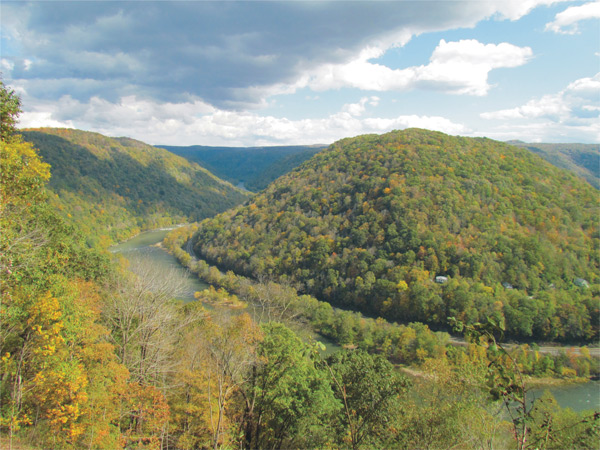 An overhead view shows the village of Thurmond, W.Va., from an overlook at Ace Adventure Resort, alongside the New River.