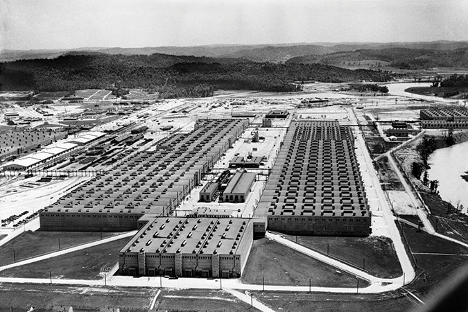 The former K-25 Gaseous Diffusion Plant at Oak Ridge, Tennessee, housed some 12,000 employees in the 1940s.