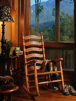 Woody's Chair Shop handcrafts chairs of heirloom quality.