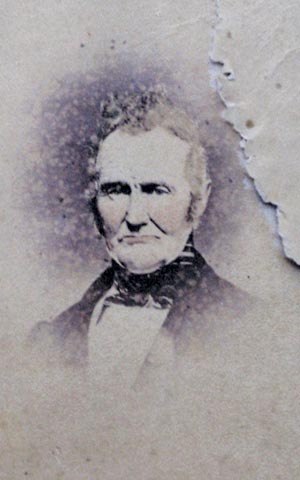 Dr. Ebenezer Childs, Lysander’s father, came south in 1850.