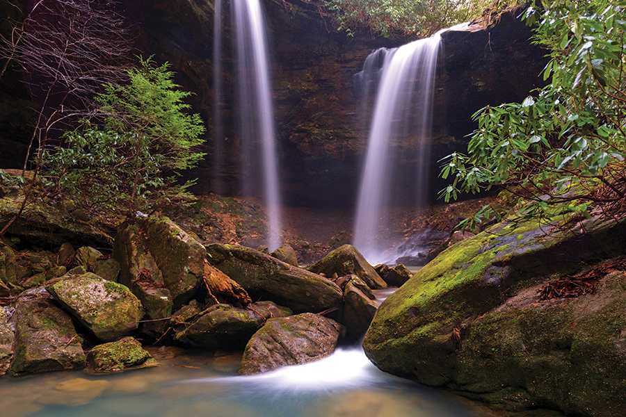 Kentucky’s Pine Island Double Falls is reached with an easy to moderate hike.