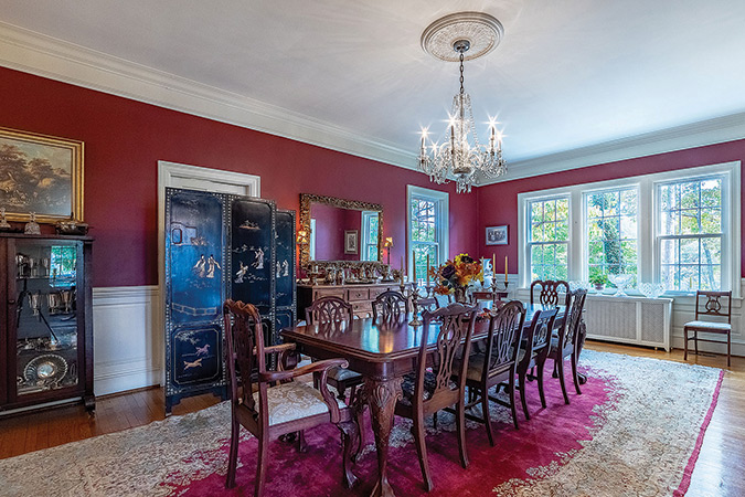 At Clifton Forge’s Hill Crest Mansion Inn, Leonard and Laurie Adkins awoke to the “performance breakfast,” with five courses presented by a tuxedo-clad server.