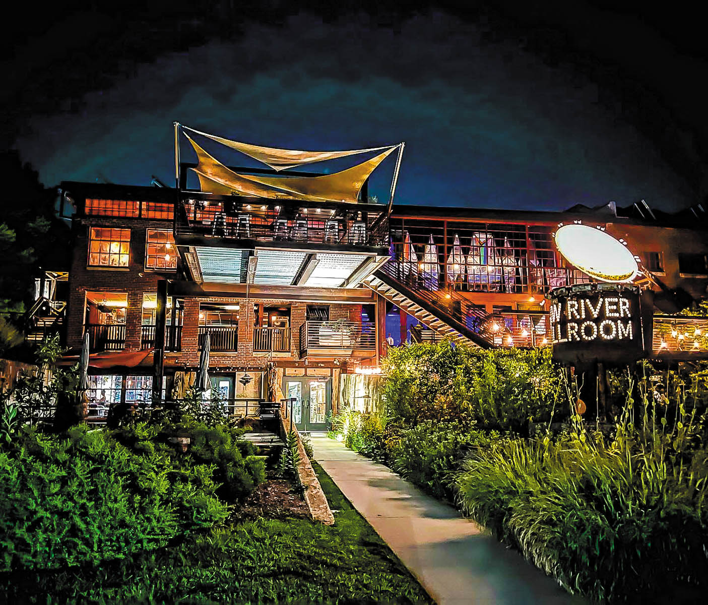 RIVERSIDE ROCK Housed in a former cotton mill, the Haw River Ballroom is a place that connects you not only to music but to the land itself.