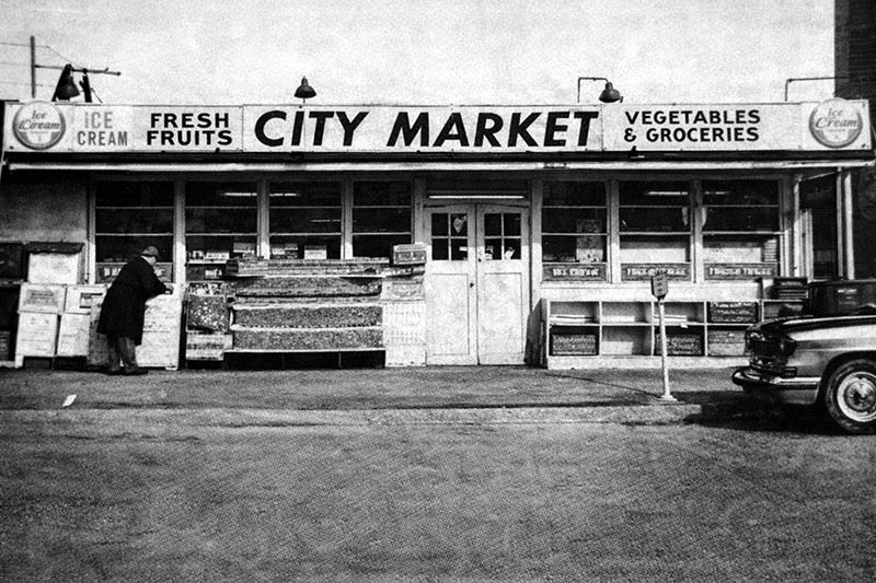Elizabethton’s City Market in its former life as a community grocery store. 