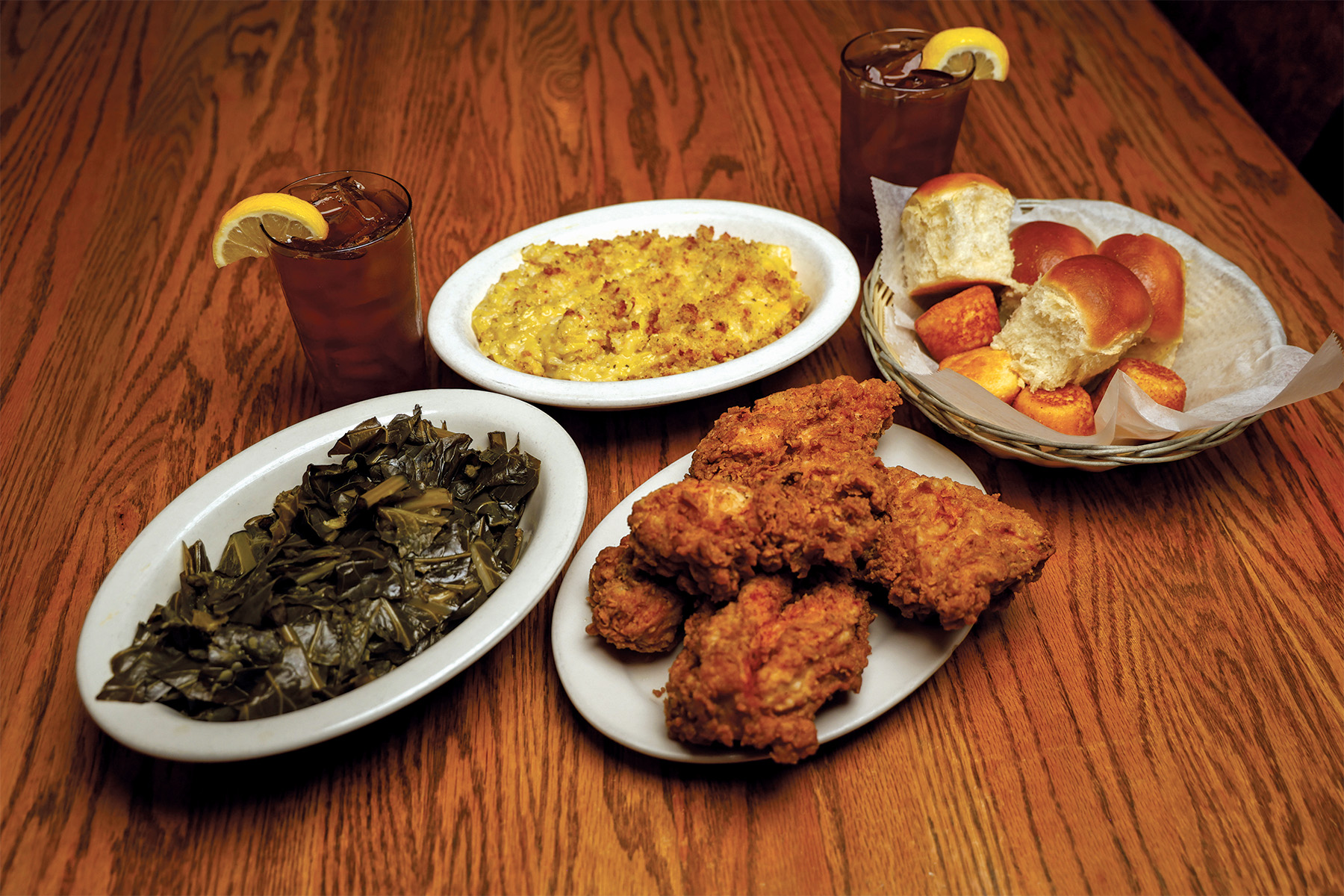 The SMith House food