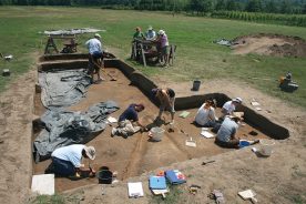 0aea09ea-d1ed-11ec-921c-12274efc5439-114-Crew-at-work