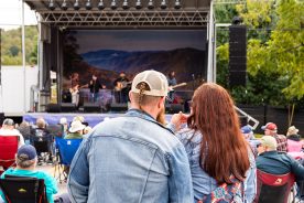 226f95d4-87a0-11ee-b520-12163087a831-Crowd-Shot-1