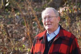 918d1484-61df-11ec-980d-12f1225286c6-Retired-Senator-Lamar-Alexander