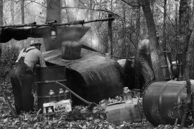 When run in the blackpot style, the large submarine still eliminate[d] the need for mash barrels or boxes.