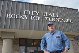 b29fdc8c-d1fd-11e6-a5ad-0aea2a882f79-CuriosCoalCreek