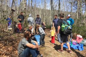 Lunch along the Hoop Hole Trail.
